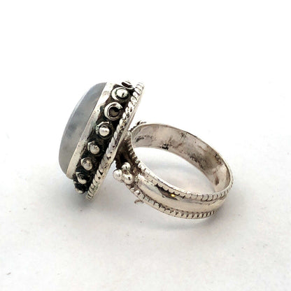 Vintage 925 Sterling Silver Oval Cabochon Rainbow Moonstone Statement Dome Ring
