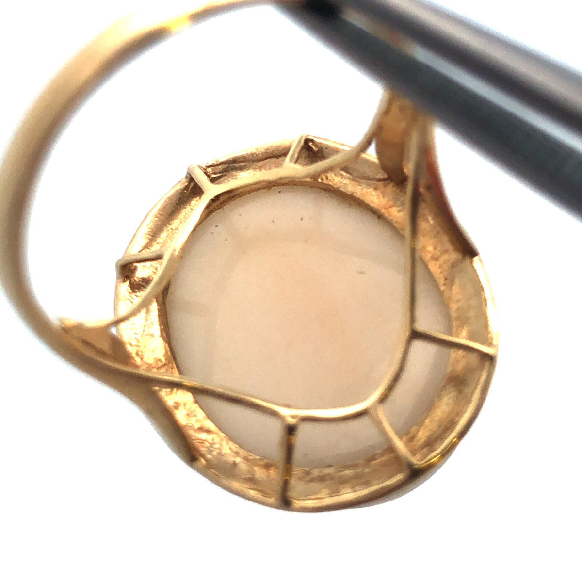 Designer PTJ 14k Yellow Gold Cabochon White Agate Statement Ring Size 7.25