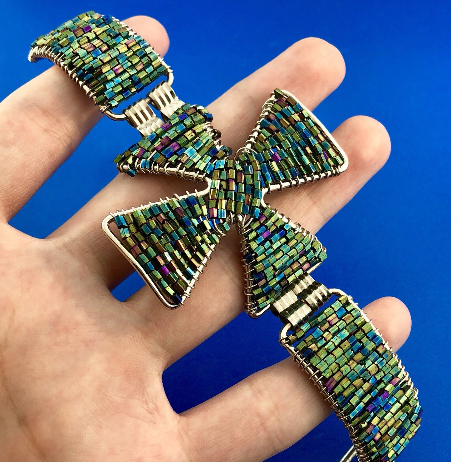 Artisan Silver Tone Iridescent Cylinder Bead Wire Wrapped Cross Toggle Bracelet