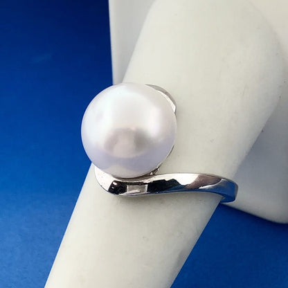 Designer 925 Sterling Silver White Mabe Pearl Solitaire Modernist Bypass Ring
