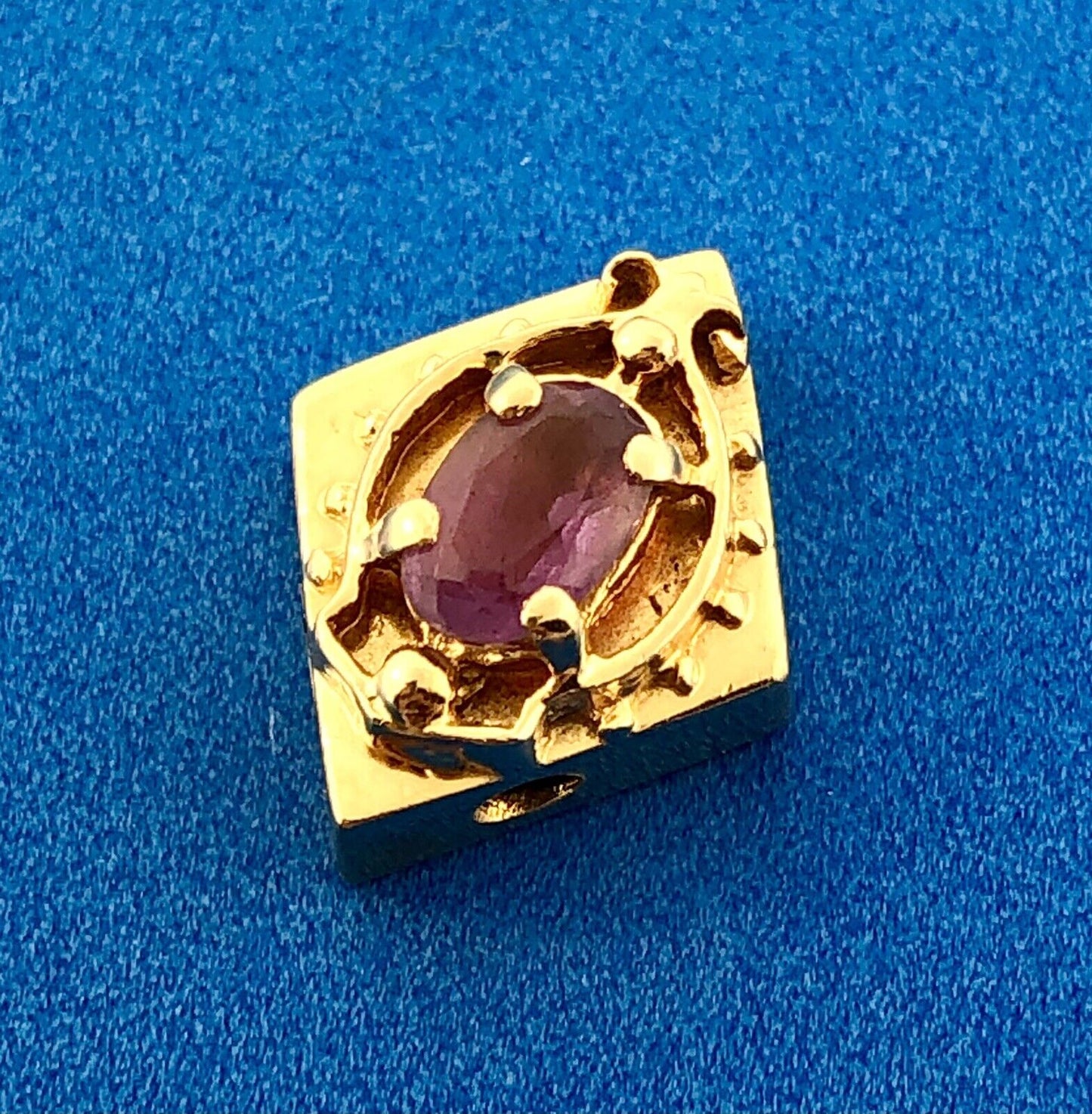 Retro 14K Yellow Gold Oval Amethyst Scroll Diamond Shaped Slide Bracelet Charm