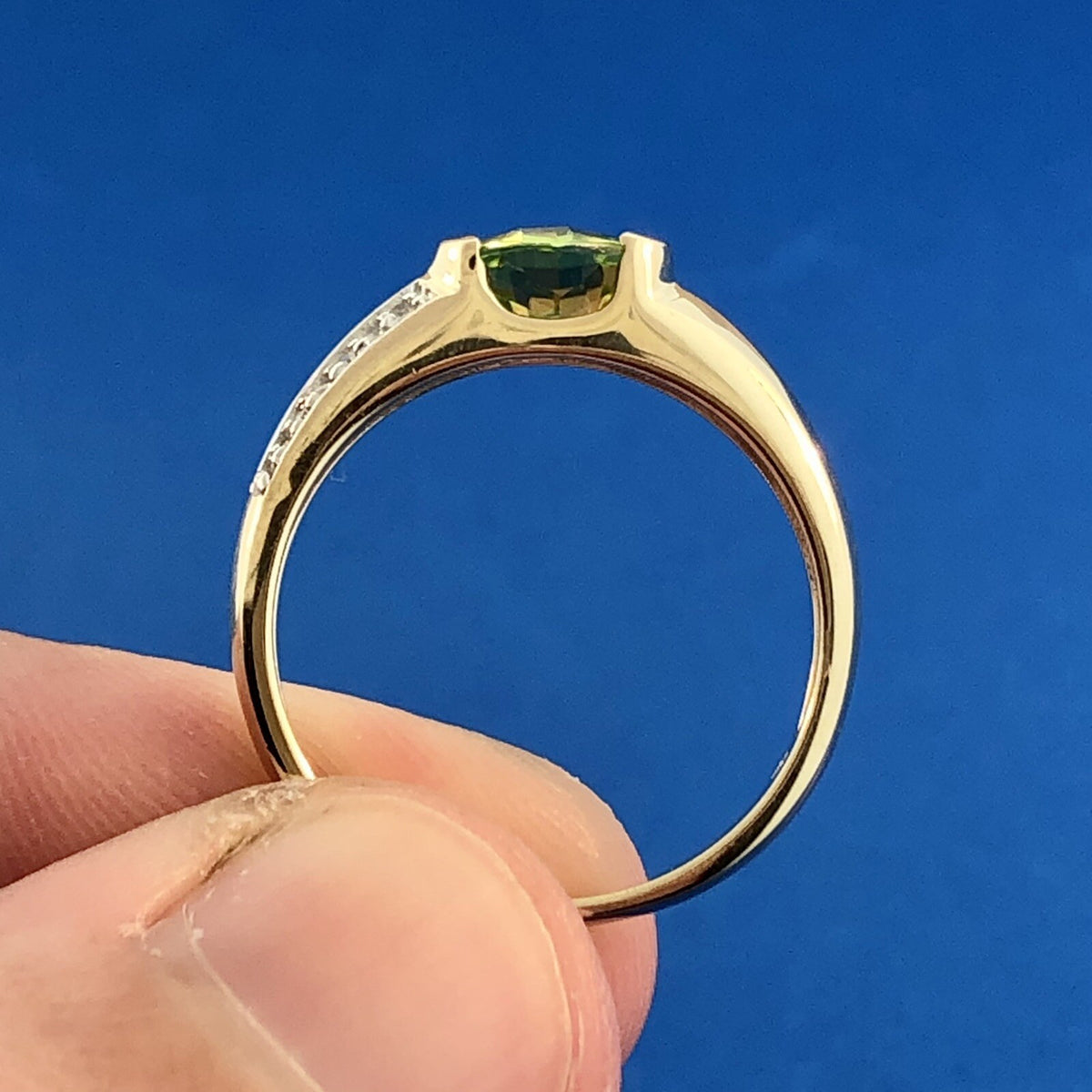 Gorgeous 14K Yellow Gold Peridot Diamond Accent August Anniversary Ring