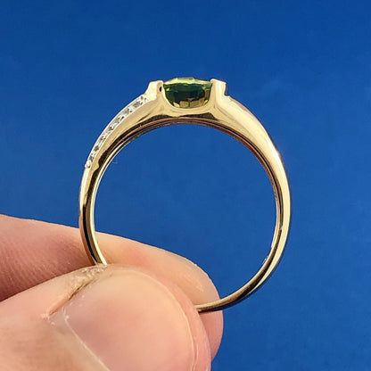 Gorgeous 14K Yellow Gold Peridot Diamond Accent August Anniversary Ring