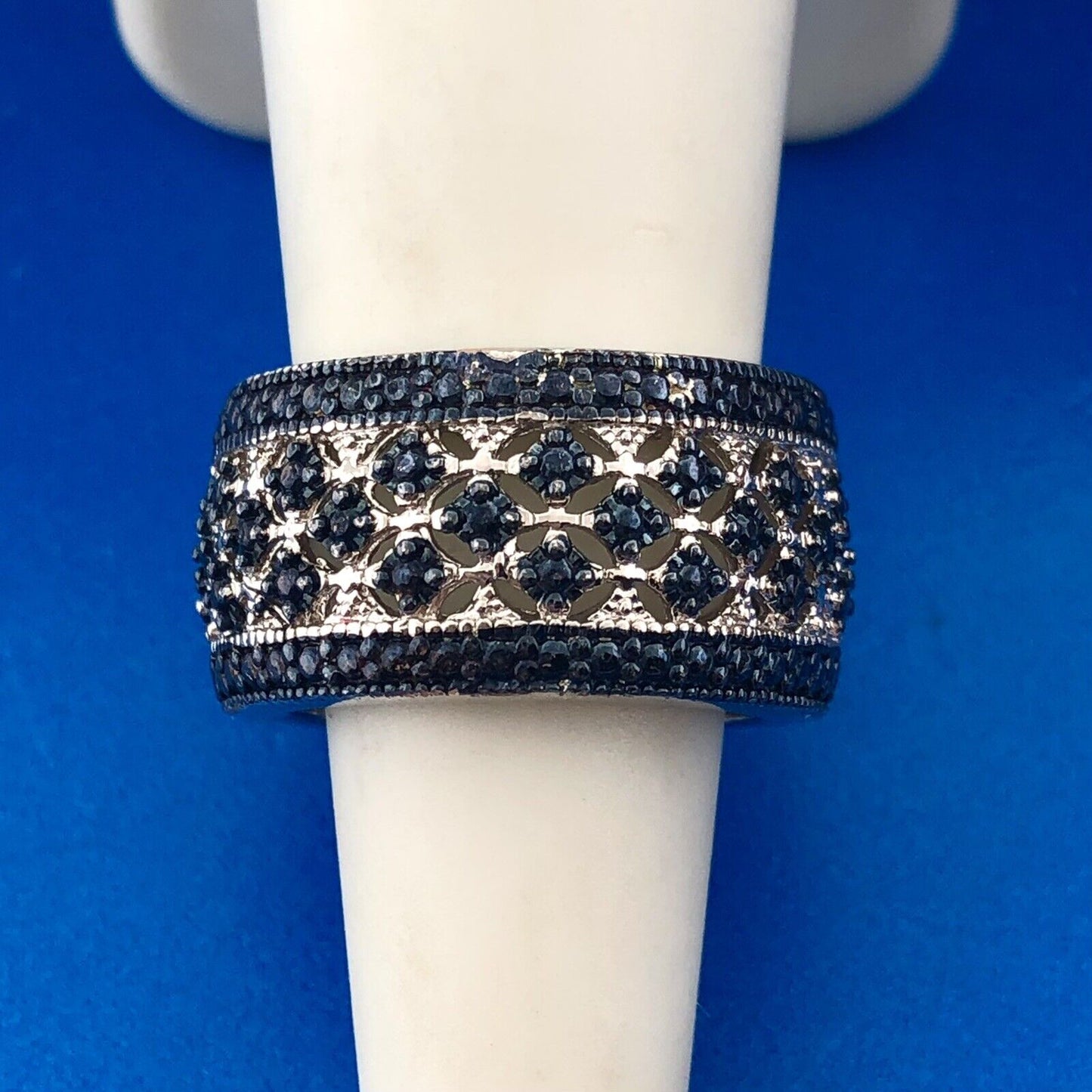 Designer 925 Sterling Silver Black Diamond Illusion Cutout Cigar Band Ring