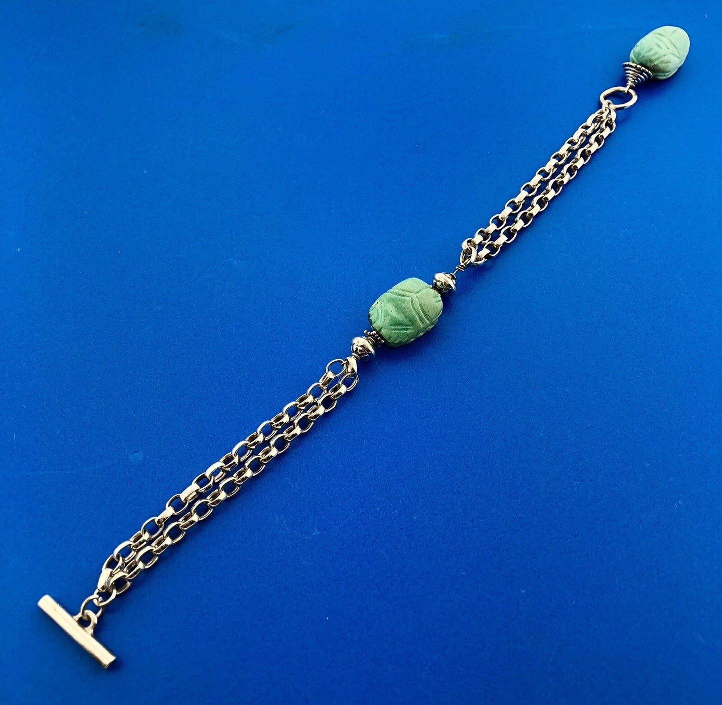 Vintage 925 Sterling Silver Carved Stone Scarab Beetle Oval Link Toggle Bracelet