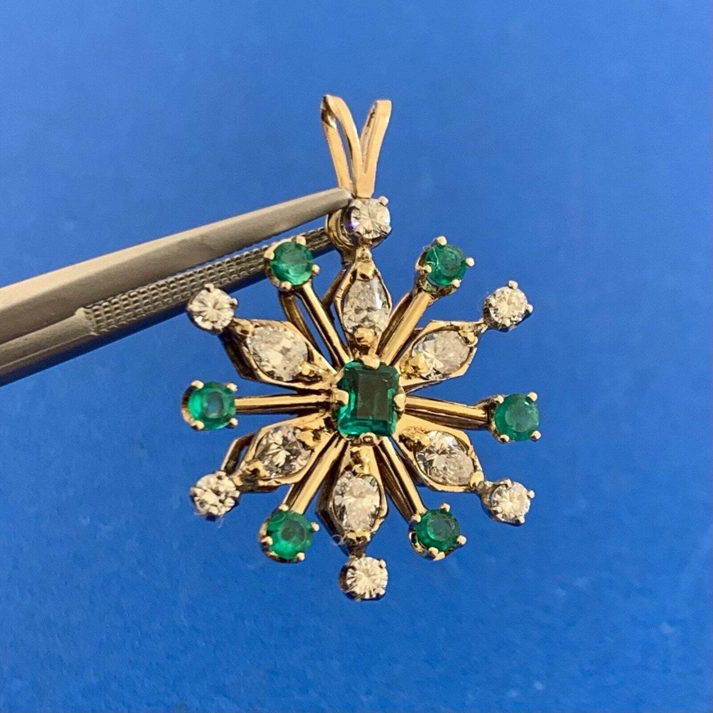 Vintage 14K Yellow Gold Diamond and Emerald Flower Snowflake Statement Pendant
