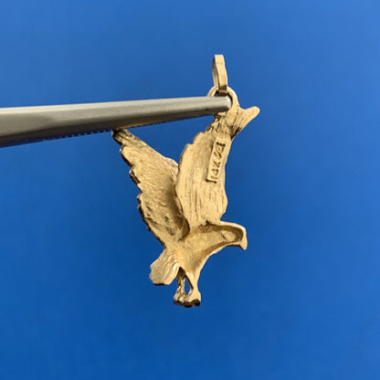 Designer 14K Yellow Gold Flying Eagle United States Patriotic Charm Pendant