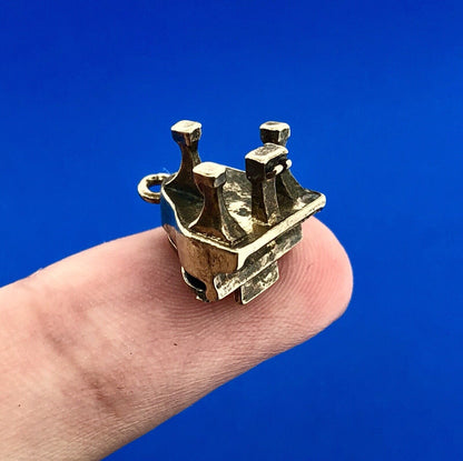 Vintage Wells Sterling Silver 925 Gold Wash Grand Baby Piano Movable Charm