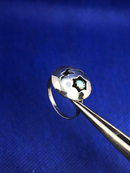 Native American Signed 925 Sterling Silver Turquoise Cabochon Storyteller Ring