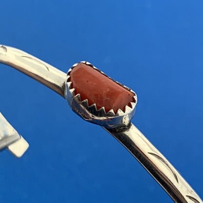 Old Pawn Native American 925 Sterling Silver Coral Child's Storyteller Bracelet