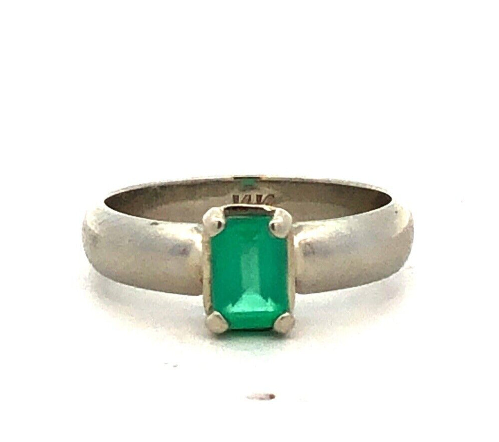Estate 14K White Gold Green Emerald Solitaire May Anniversary Engagement Ring
