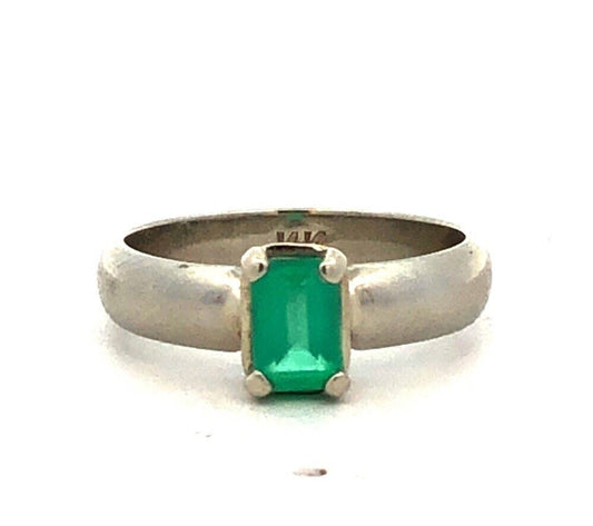 Estate 14K White Gold Green Emerald Solitaire May Anniversary Engagement Ring