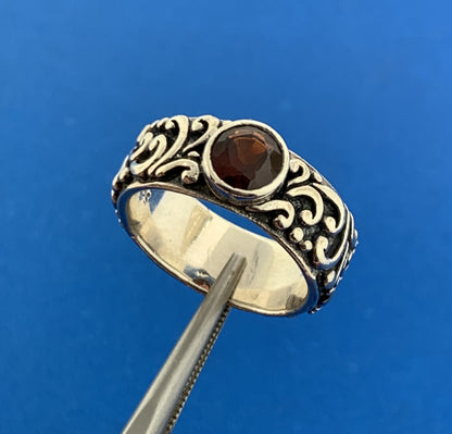 Vintage Sterling Silver Garnet Solitaire Vine Scroll January Anniversary Ring