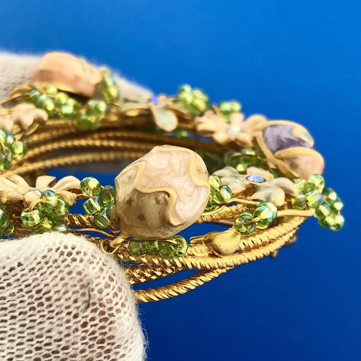 Gorgeous Gold Toned Rhinestone Glass Spring Easter Floral Wreath Pin Brooch