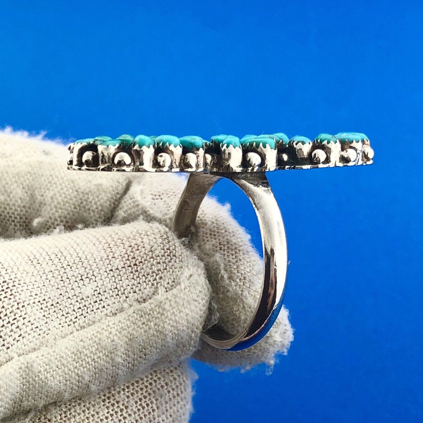 Native American Unsigned 925 Sterling Silver Turquoise Statement Finger Ring