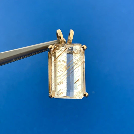 Mystical 14K Yellow Gold Golden Reticulated Quartz Well Being Statement Pendant