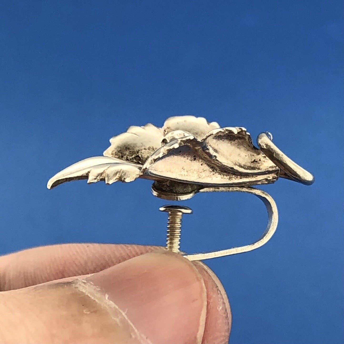 Vintage Estate Sterling Silver 925 Flower Lily Screw Back Women's Earrings