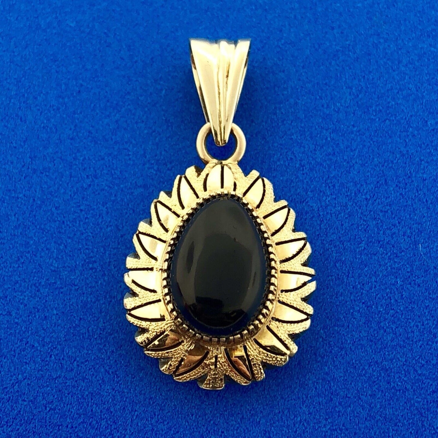 Vintage Mexico 14k Yellow Gold Black Onyx Pear Aztec Sunburst Drop Pendant