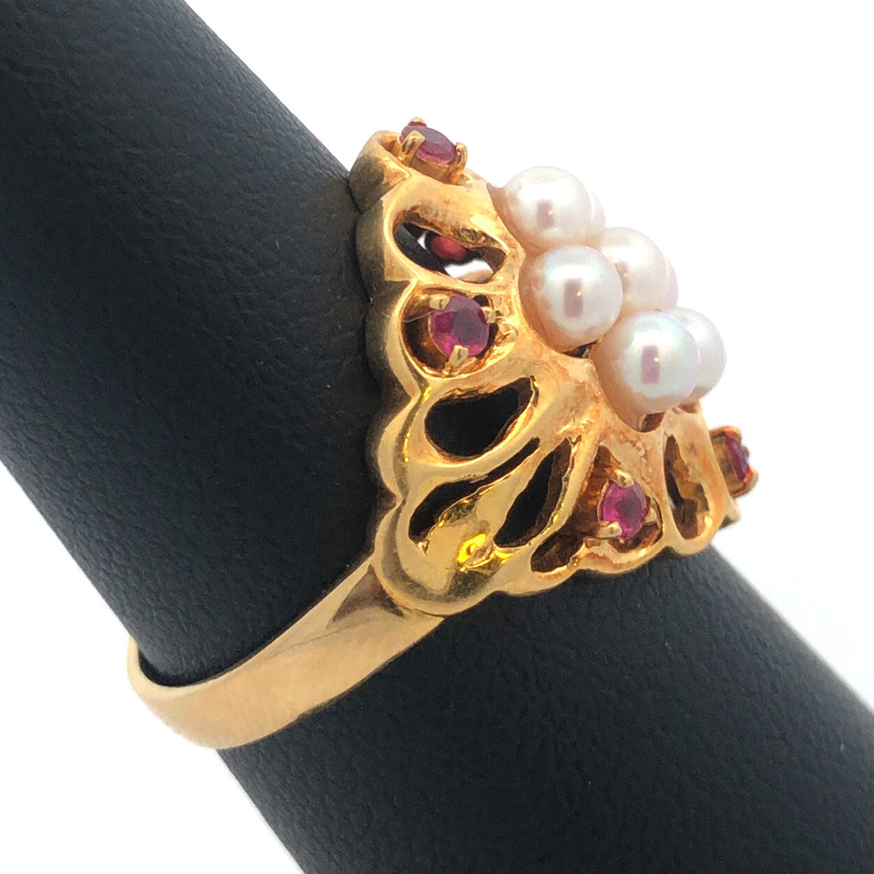 Vintage 18k Yellow Gold Pearl Cluster Ring with Ruby Accents