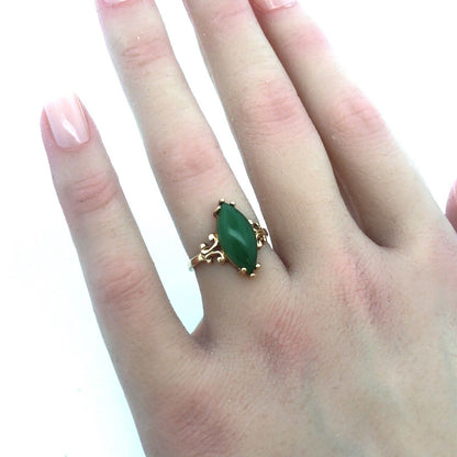Retro Designer 14K Yellow Gold Solitaire Marquise Jade Jadeite Cabochon Ring
