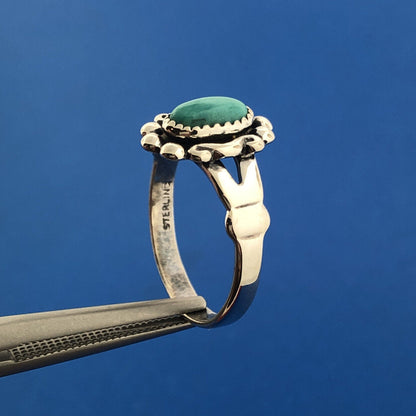 Stunning Sterling Silver Native American Cabochon Turquoise Oval Ring Size 5