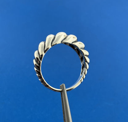 Carolyn Pollack R Moon Navajo 925 Sterling Silver Ribbed Tapered Dome Ring