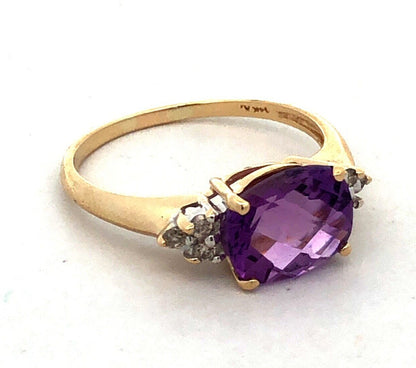Designer AV 14K Yellow Gold Cushion Cut Purple Amethyst Solitaire Diamond Ring