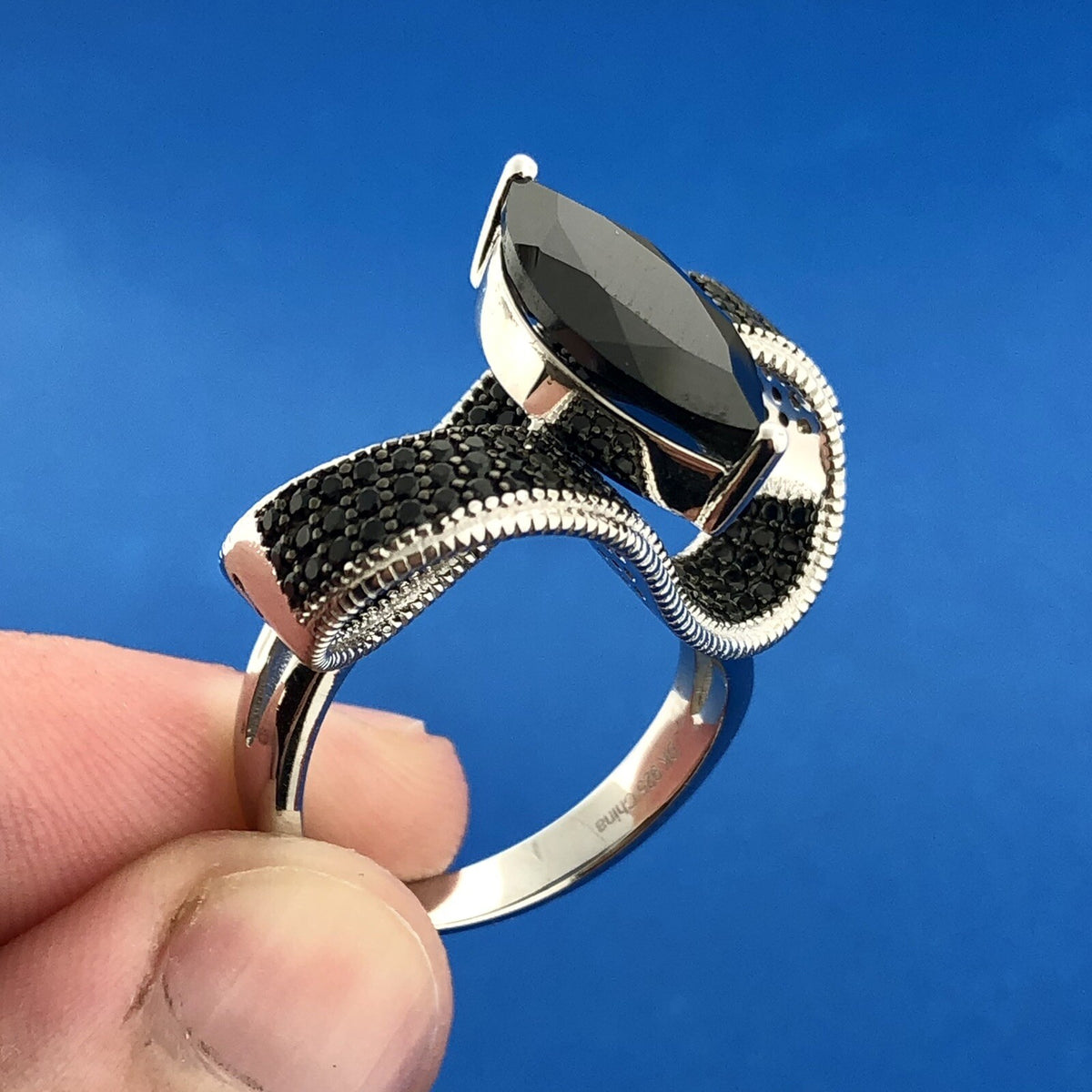 Designer DK 925 Sterling Silver Black Spinel Modernist Bow Statement Ring