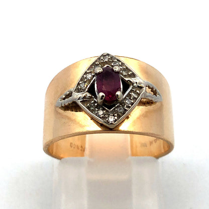 14K Yellow Gold Ruby Diamond Etruscan Style Tapered Cocktail Anniversary Ring