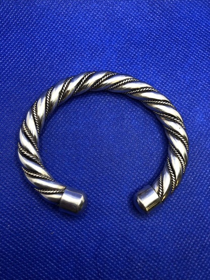 Designer MWS 925 Sterling Silver Twist Rope Design Open Cuff Bracelet