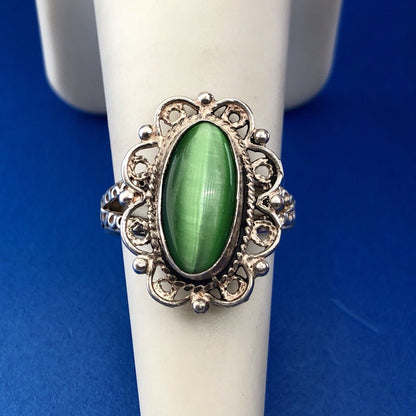 Bright Retro Sterling Silver 925 Green Tigers Eye Scroll Filigree Cocktail Ring