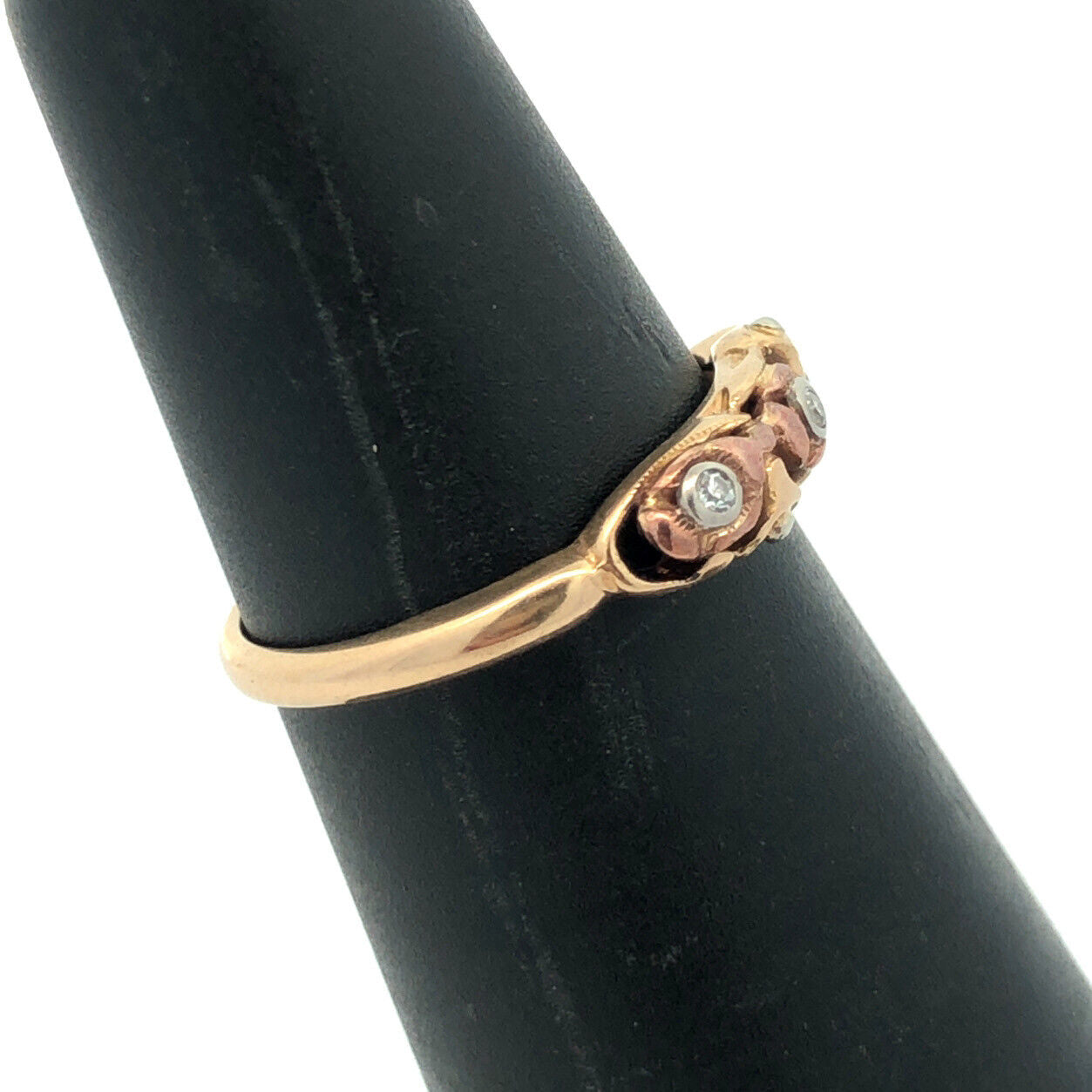 Vintage 14K Yellow Rose Gold Diamond Flower Textured Band Ring