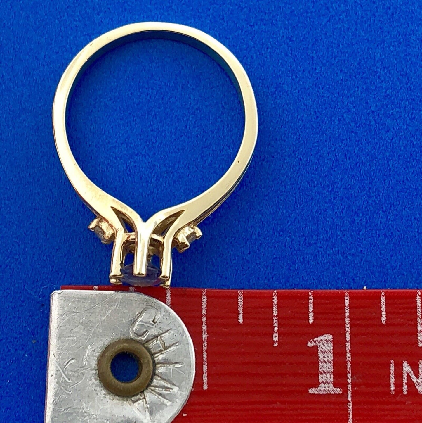 Vintage 14K Yellow Gold Oval Tanzanite Diamond Accent December Anniversary Ring