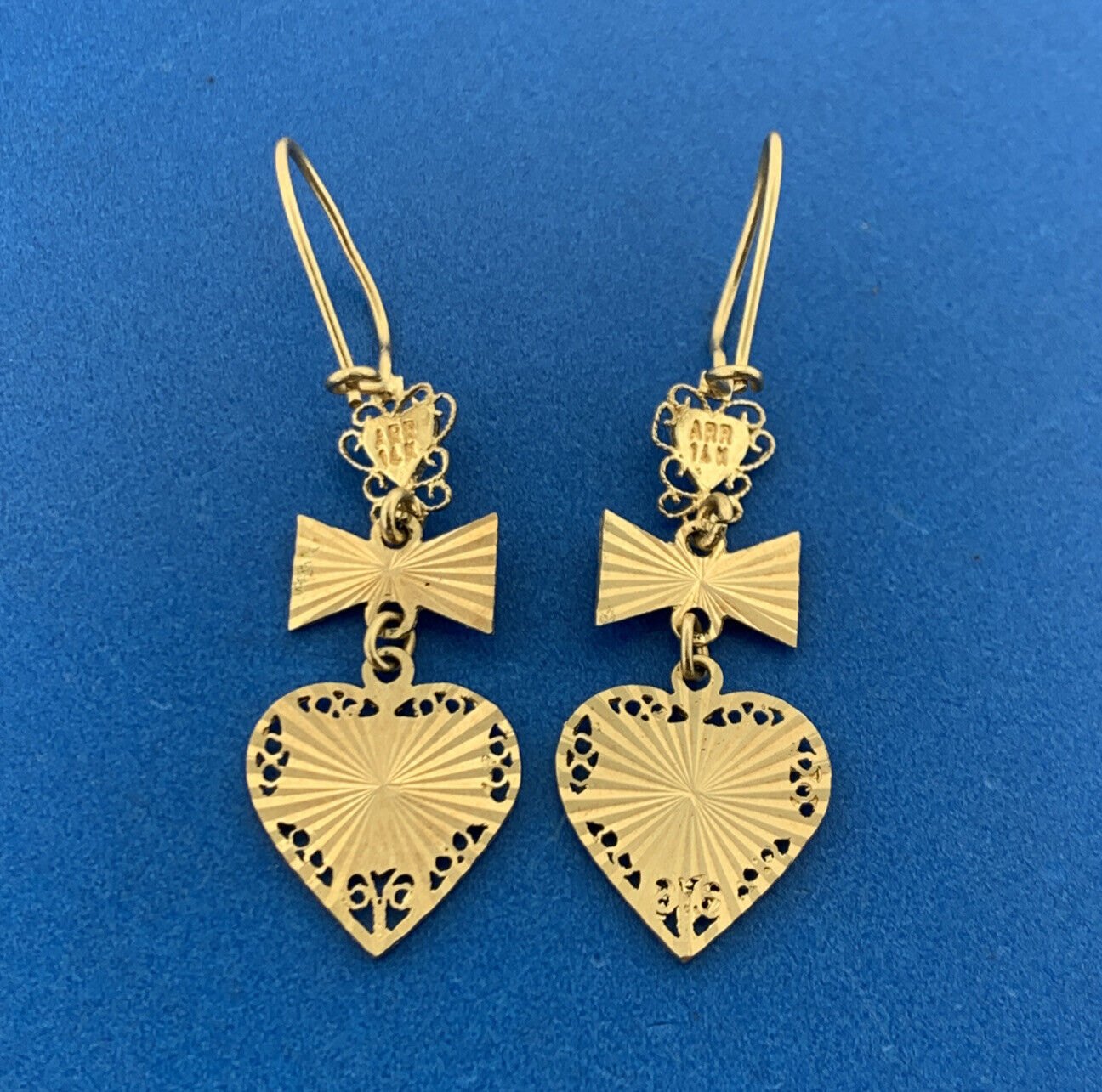 Designer ARR 14K Yellow Gold Blue Red Green Enamel Heart Dangle Drop Earrings