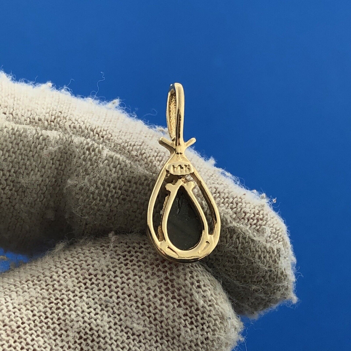 Gorgeous 14k Yellow Gold Cabochon Pear Hematite Diamond Teardrop Pendant