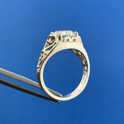 Designer 925 Sterling Silver Oval Cubic Zirconia Solitaire Sweetheart Dome Ring