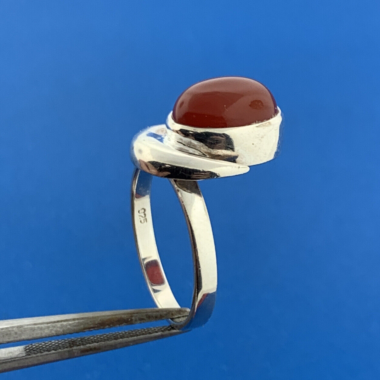 Stunning Sterling Silver 925 Oval Cabochon Carnelian Crescent Ring Size 8