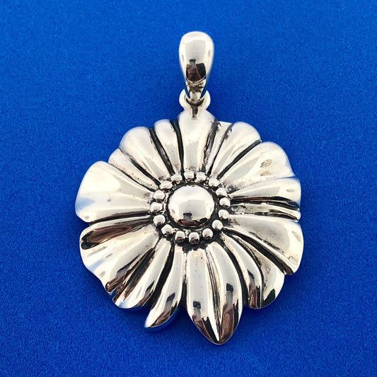 Designer ATI Stunning Sterling Silver 925 Floral Petal Flower Dangle Pendant