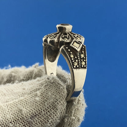 Estate 925 Sterling Silver Garnet Marcasite Flower January Birthstone Ring