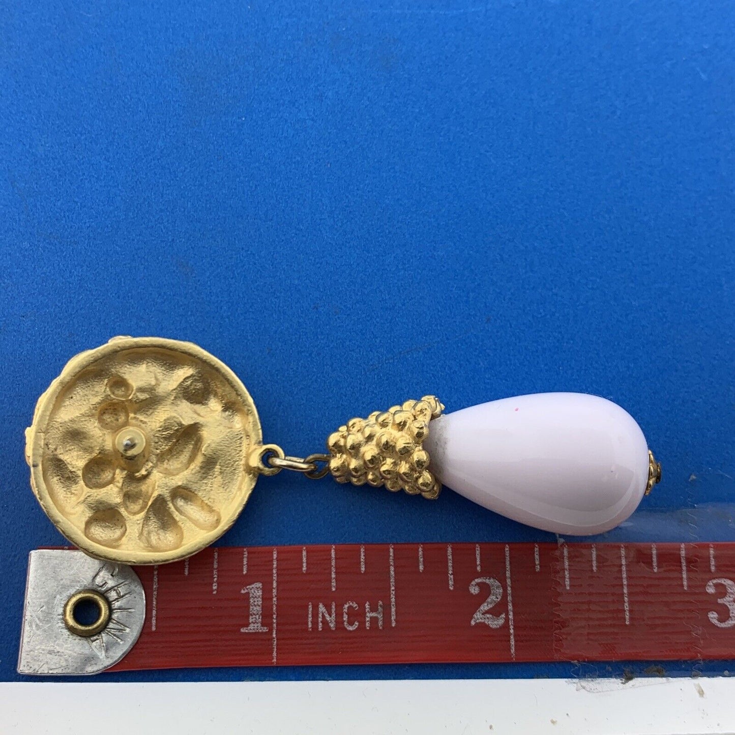 Mid Century Gold Tone Lavender Lucite Pear Drop Dangle Statement Stud Earrings