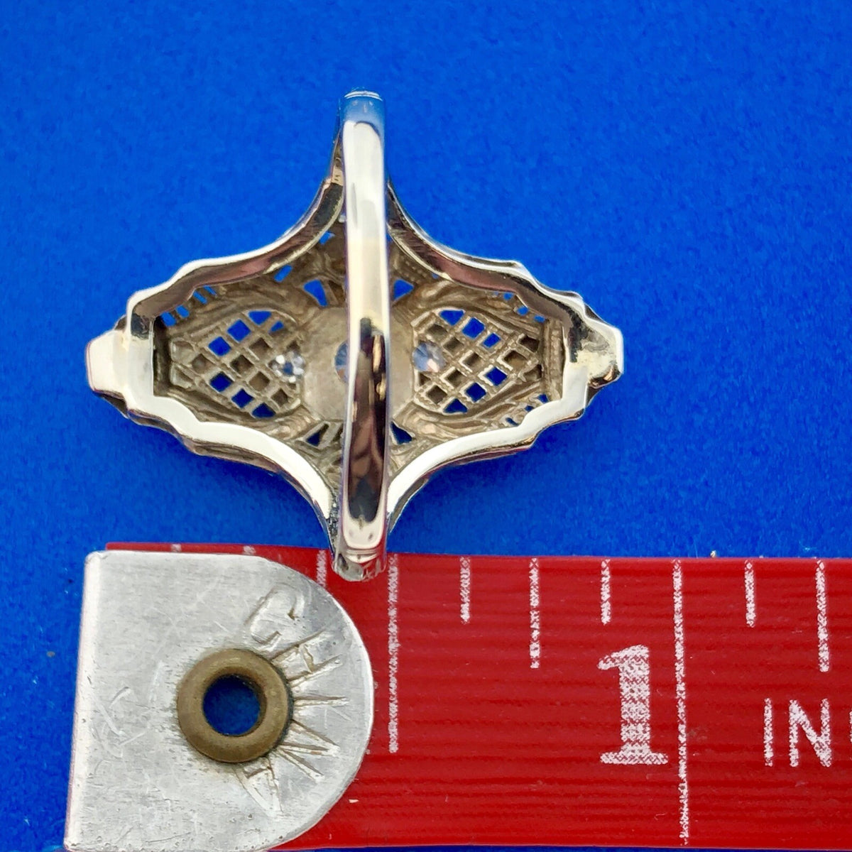 Art Nouveau Art Deco 18K White Gold Diamond Filigree Statement Finger Ring
