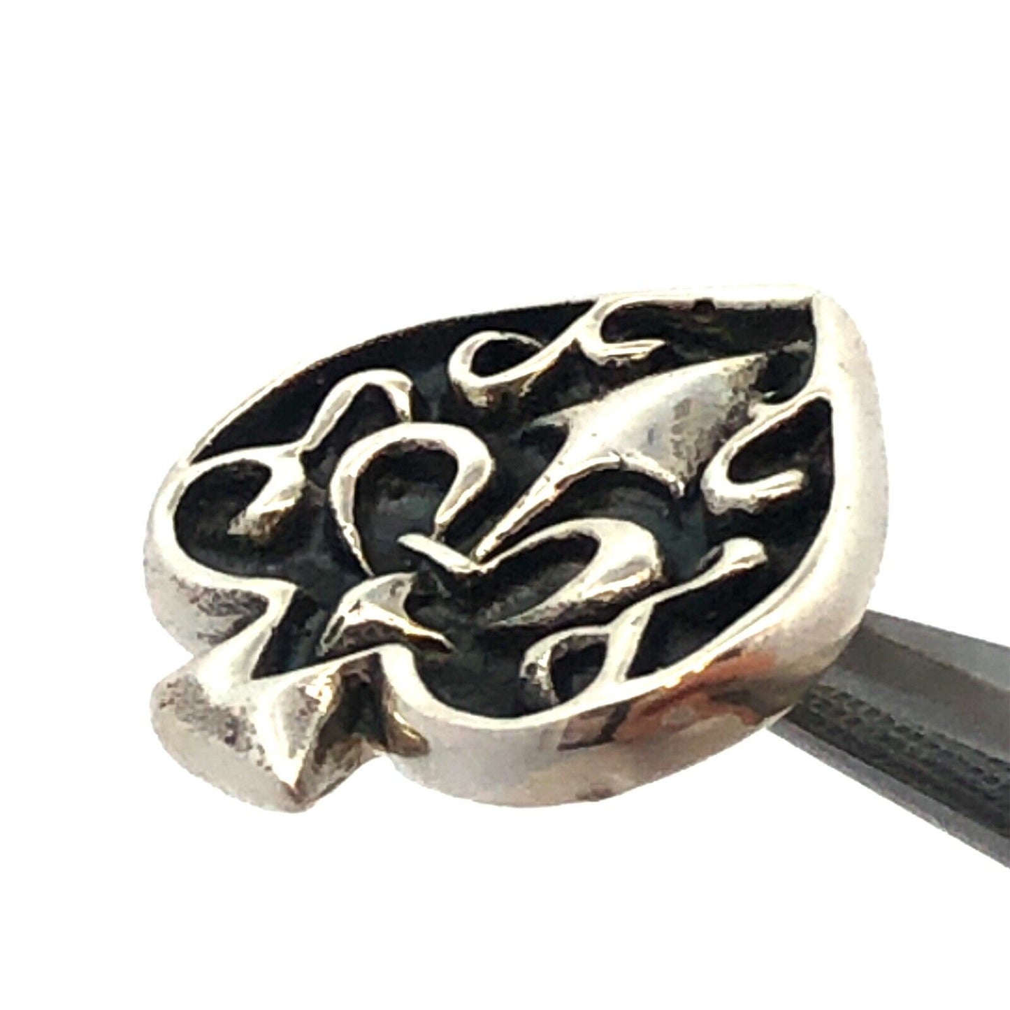 Retro 925 Sterling Silver Scroll Itaglio Spade Shaped Pendant