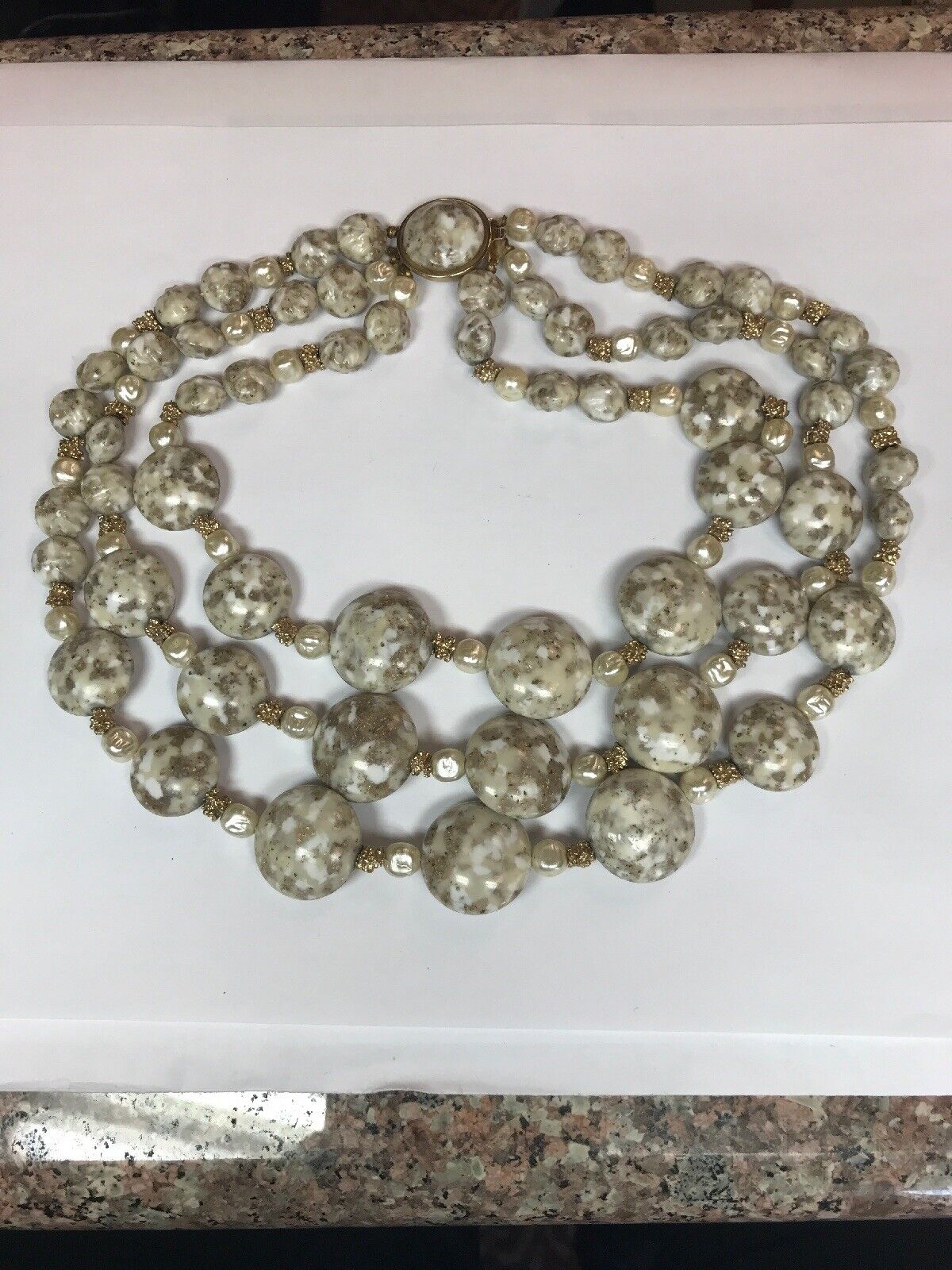 Vintage Gold Tone Pearl Nugget Lucite Faux Agate Bead Three Strand Drop Necklace