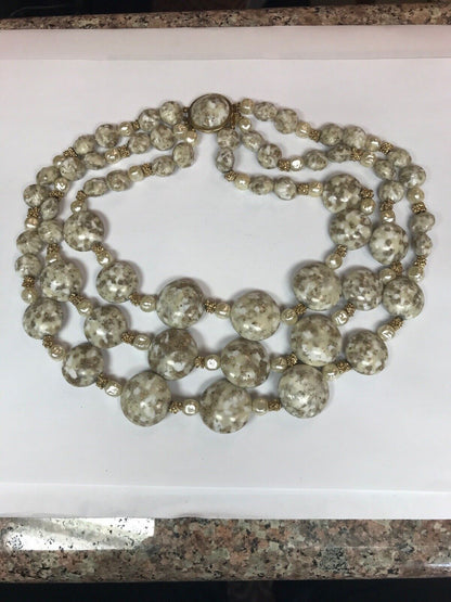 Vintage Gold Tone Pearl Nugget Lucite Faux Agate Bead Three Strand Drop Necklace