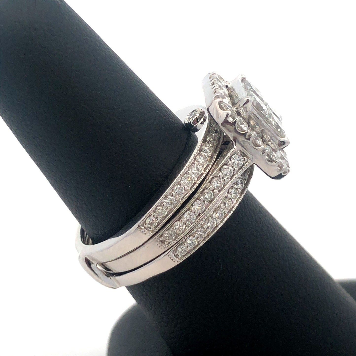 Designer 14k White Gold Princess Invisible Set Diamond Round Wedding Ring Set