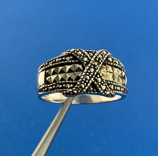 Vintage 925 Sterling Silver Marcasite X Wrapped Tapered Cigar Band Ring