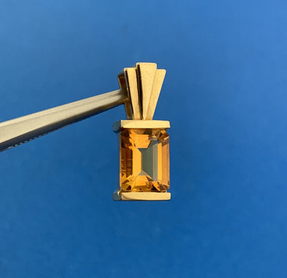 Gorgeous 14k Yellow Gold Emerald Cut Golden Citrine Precious Pendant Modern