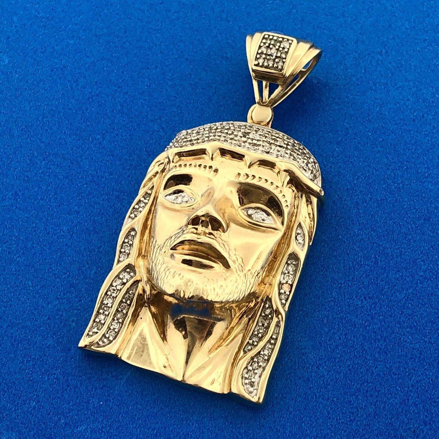 Gorgeous 10k Yellow Gold Diamond Jesus Head Face Crown of Thorns Faith Pendant