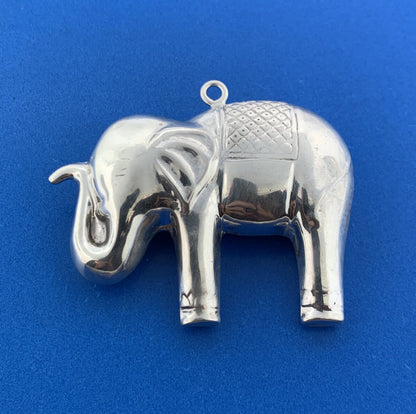 Stunning Sterling Silver 925 Elephant Animal Holiday Ornament