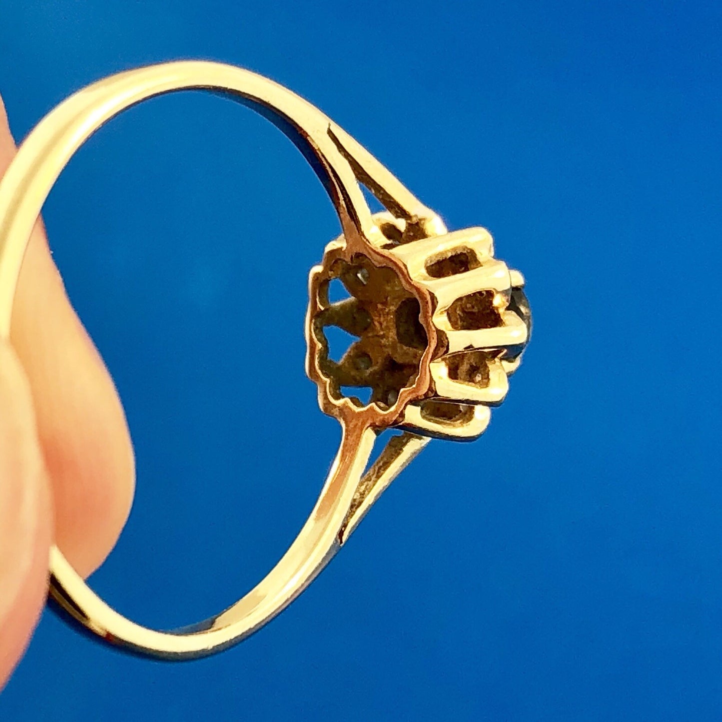 Vintage 14K Yellow Gold Sapphire Diamond Halo Promise December Cocktail Ring